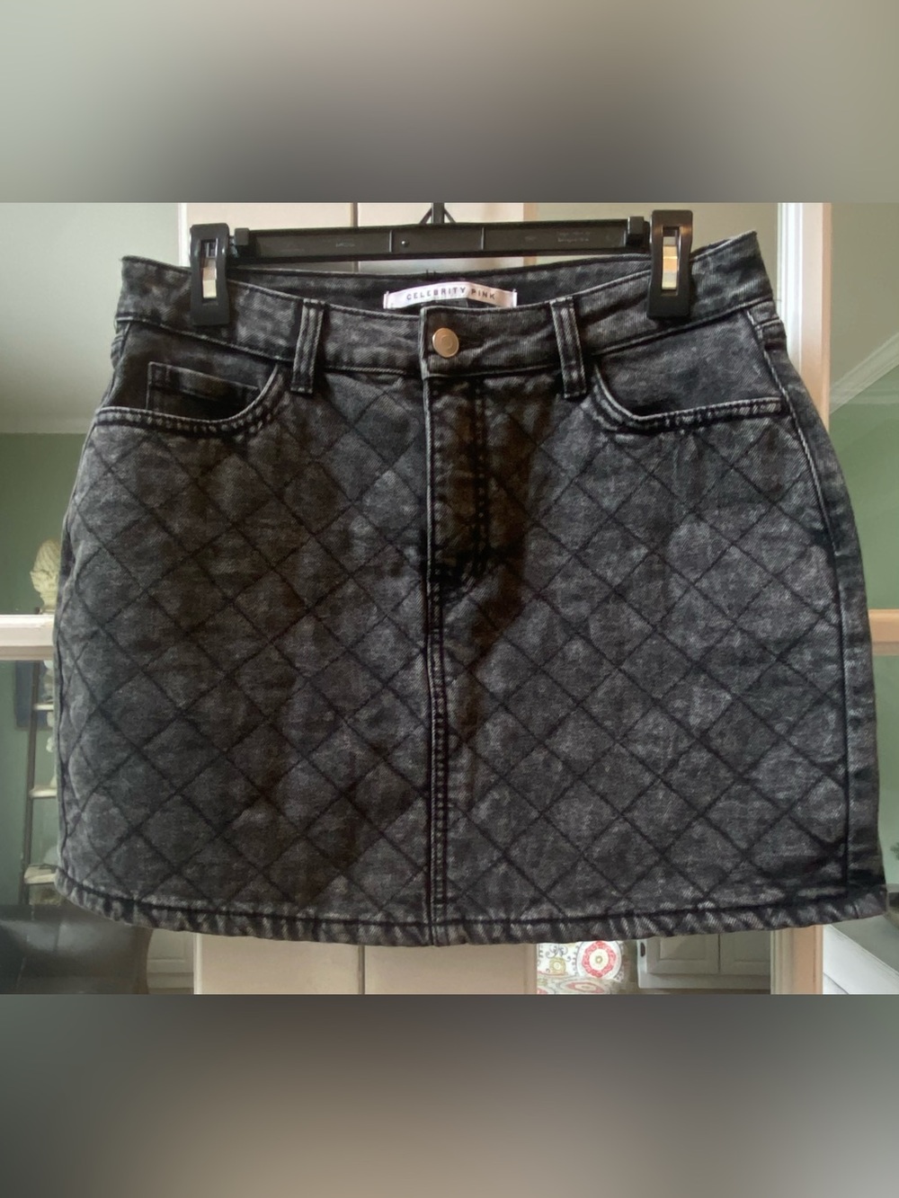Celebrity Pink Black Acid Wash Denim Quilted Mini Skirt Size 9/29